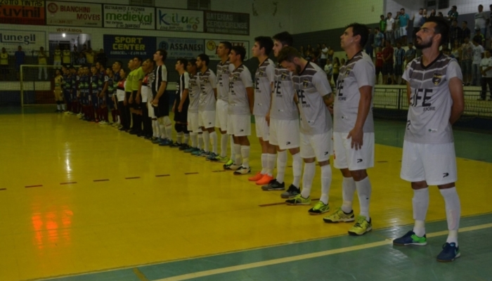 Arsenal x ca%c3%a7ador